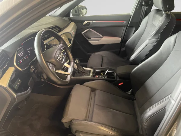 AUDI Q3 (2024) — foto 2 van 21