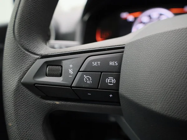 SEAT Arona (2023) — foto 10 van 40