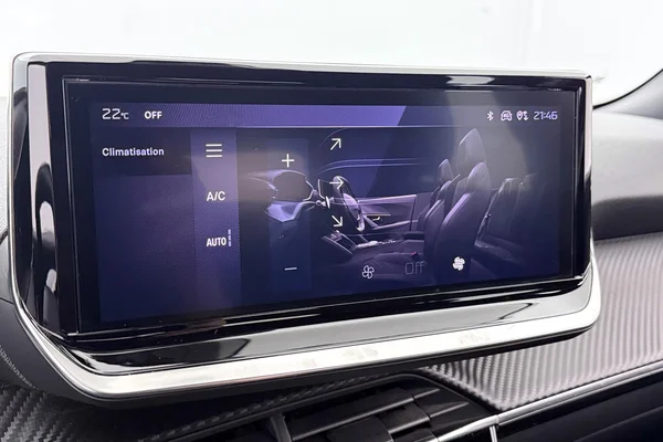 Peugeot 2008 (2023) — foto 5 van 37