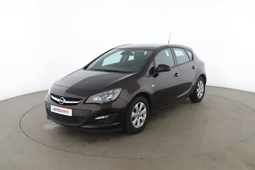 Opel Astra 44042c99-b1ec-48cd-a6e2-2e6f872fb6fd