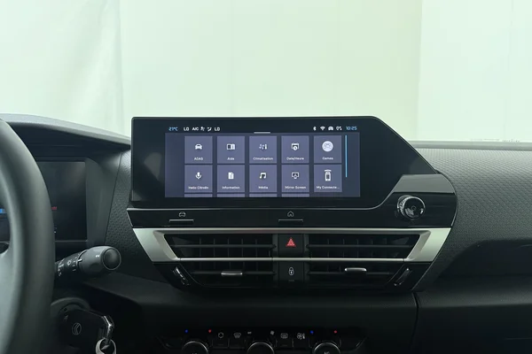 Citroen C4 (2025) — foto 3 van 18