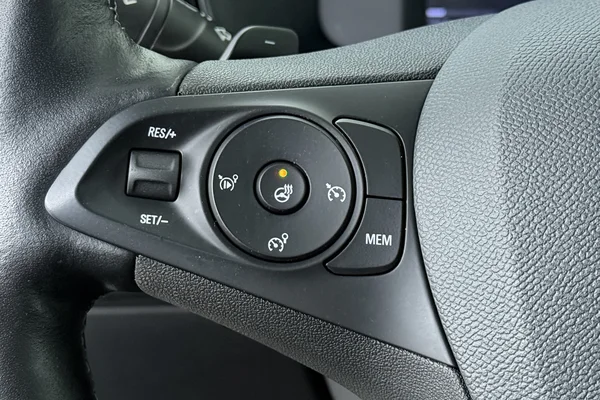 Opel Corsa (2023) — foto 5 van 17