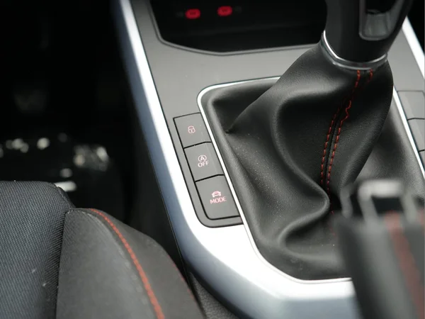 SEAT Arona (2025) — foto 15 van 38