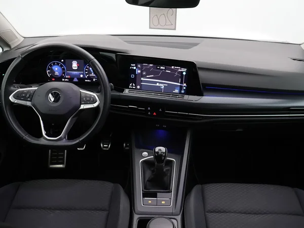 Volkswagen Golf (2021) — foto 3 van 28