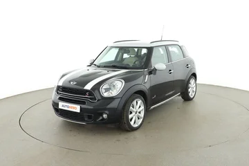 MINI Countryman 2ba6447b-aa34-4a6c-9e6d-696660662807