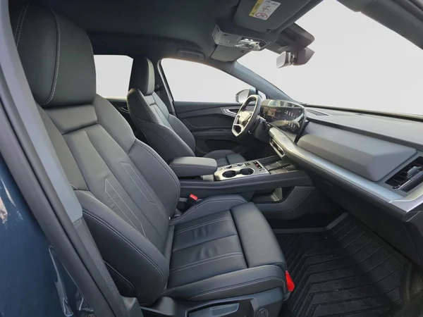 AUDI Q4 e-tron (2026) — foto 8 van 24