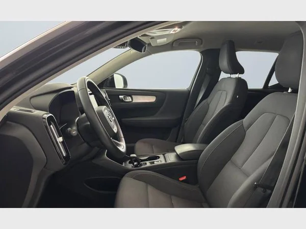 VOLVO XC40 (2022) — foto 28 van 28