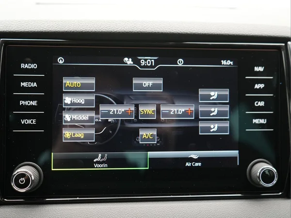 SKODA Karoq (2026) — foto 19 van 26