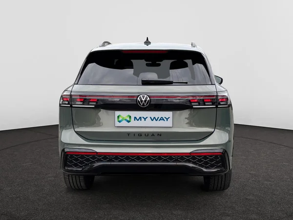 VOLKSWAGEN Tiguan (2025) — foto 21 van 24