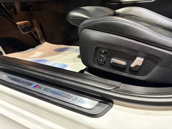 Bmw 330 (2020) — foto 4 van 36