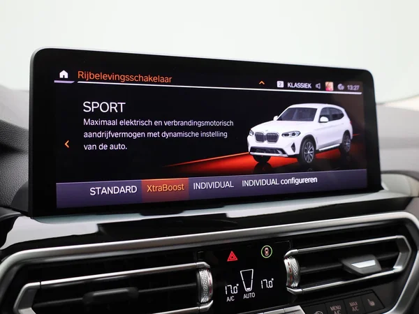 BMW X3 (2023) — foto 25 van 42
