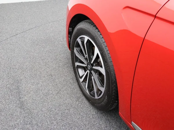 Renault Clio (2025) — foto 2 van 16