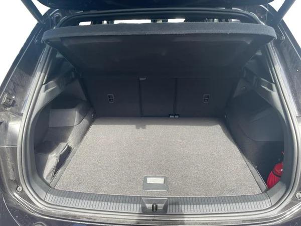 VOLKSWAGEN Tiguan (2024) — foto 5 van 20