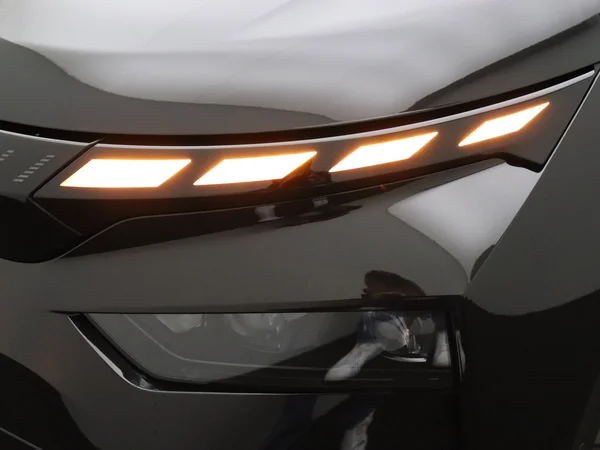 SKODA Enyaq Coupé (2025) — foto 11 van 23