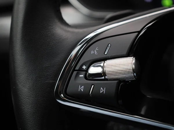 Škoda Superb (2022) — foto 16 van 47