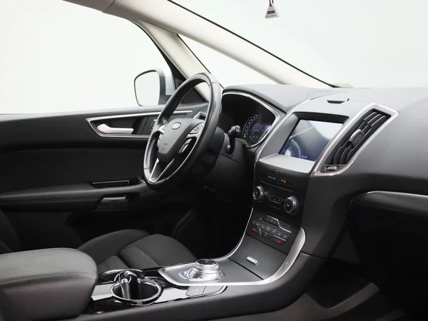 Ford S-Max (2022) — foto 28 van 41