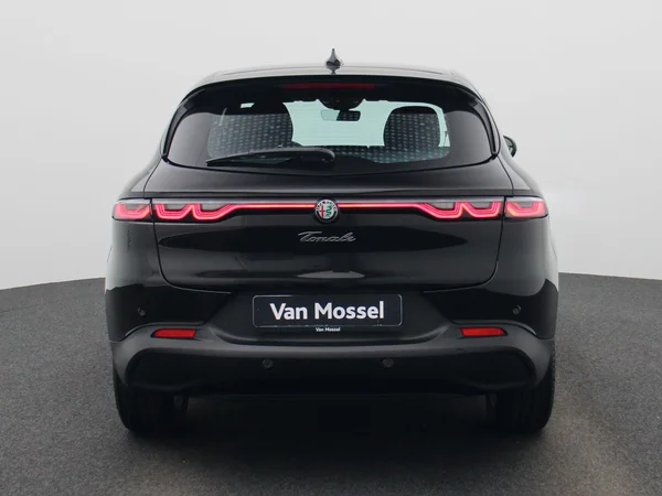 Alfa Romeo Tonale (2023) — foto 33 van 37