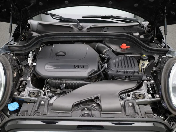 MINI One (2022) — foto 21 van 31