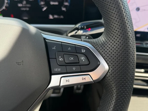VOLKSWAGEN Passat Variant eHybrid (PHEV) (2025) — foto 8 van 25