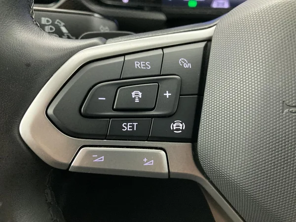 VOLKSWAGEN T-Cross (2024) — foto 11 van 36
