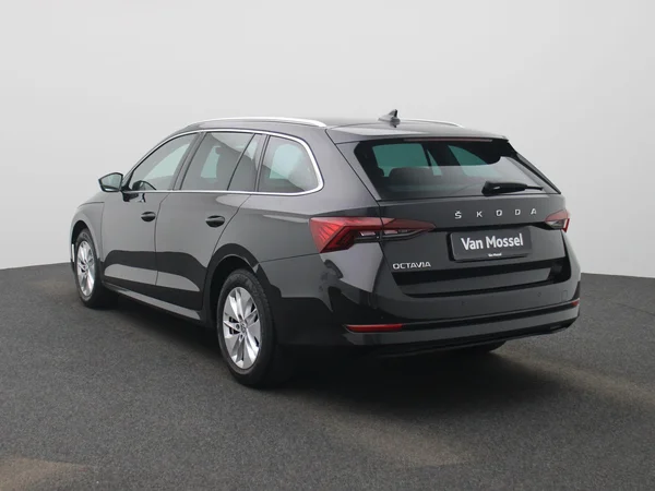 Škoda Octavia (2021) — foto 12 van 41