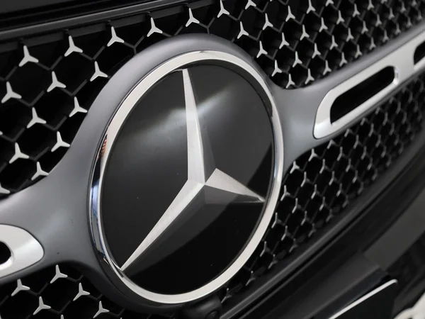 Mercedes-Benz GLC (2025) — foto 36 van 50