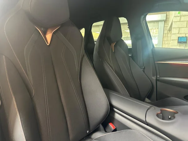 CUPRA Tavascan (2026) — foto 15 van 24