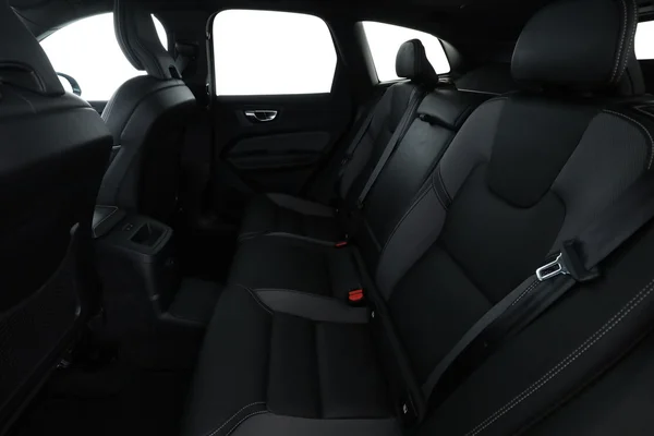 Volvo XC60 (2024) — foto 5 van 16