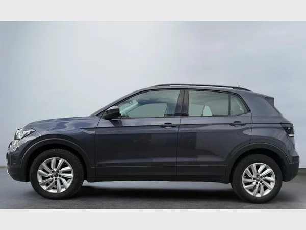 Volkswagen T-Cross (2023) — foto 16 van 22