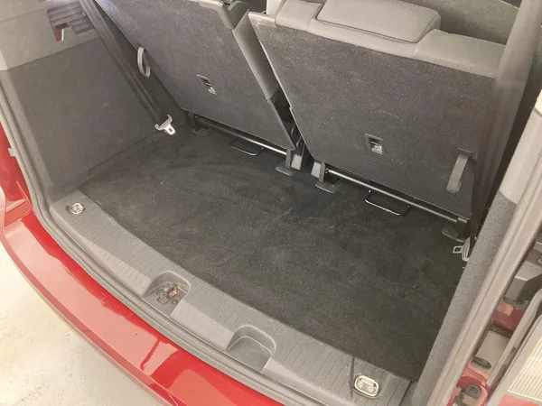 VOLKSWAGEN Caddy Maxi (2023) — foto 30 van 36