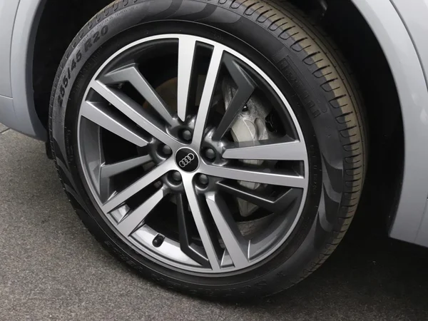 AUDI Q5 Sportback PHEV (2024) — foto 5 van 19