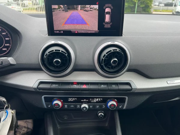 AUDI Q2 Dsl (2022) — foto 17 van 18