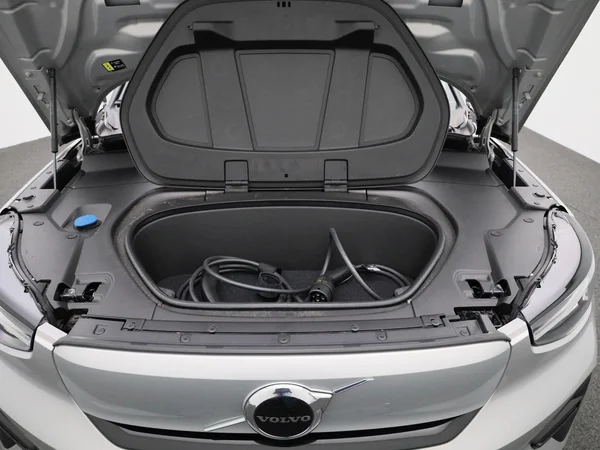 Volvo C40 (2022) — foto 30 van 44