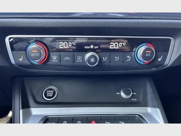 Audi Q3 Sportback (2023) — foto 11 van 33