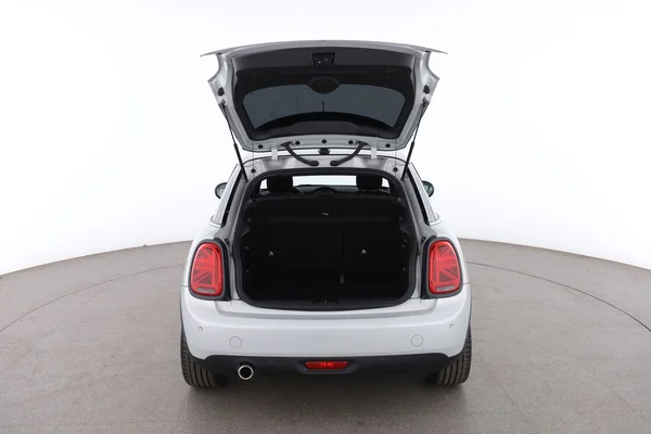 MINI Mini (2020) — foto 7 van 16