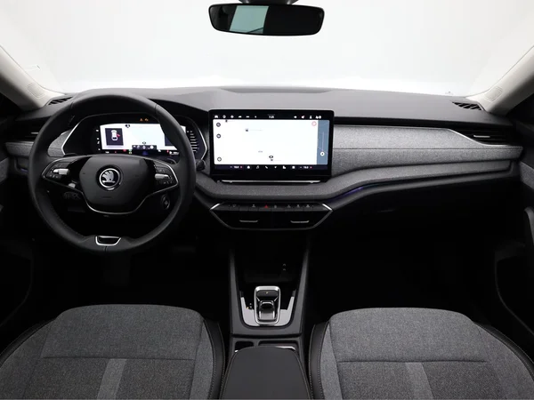 SKODA Octavia Combi (2024) — foto 19 van 20