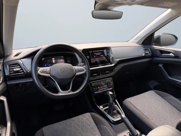 VOLKSWAGEN T-Cross (2025) — foto 12 van 31