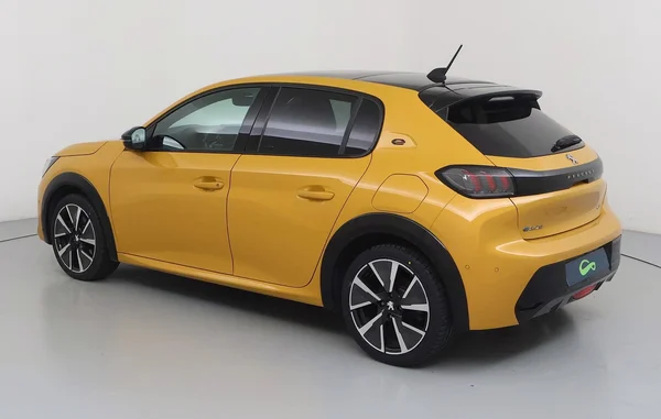 Peugeot E-208 (2021) — foto 23 van 36