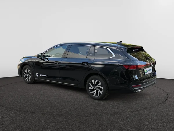 VOLKSWAGEN Passat SW (2025) — foto 13 van 15