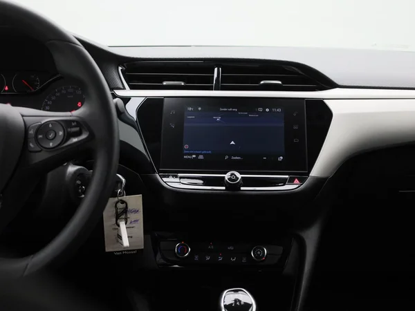 Opel Corsa (2023) — foto 38 van 38