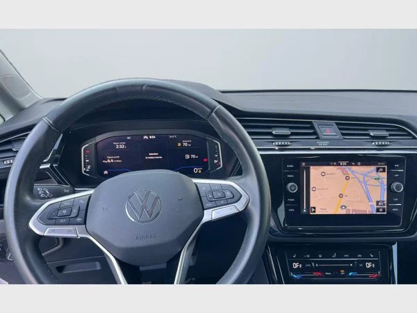 Volkswagen Touran (2024) — foto 24 van 24