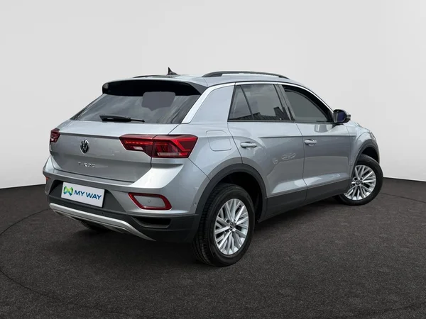 VOLKSWAGEN T-Roc (2022) — foto 12 van 20