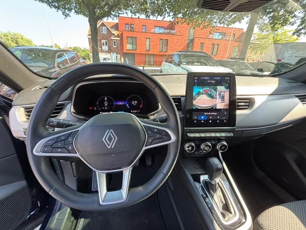 Renault Arkana (2024) — foto 20 van 20