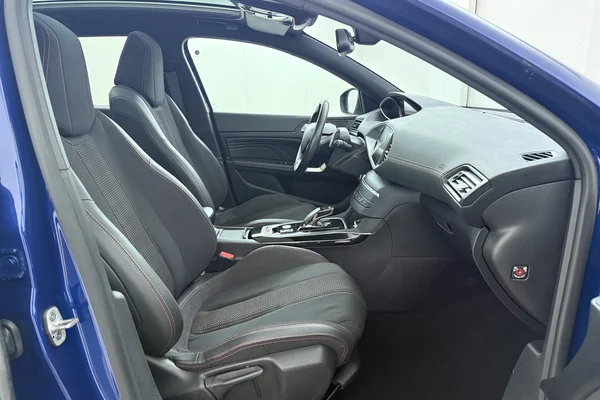 Peugeot 308 (2019) — foto 24 van 26