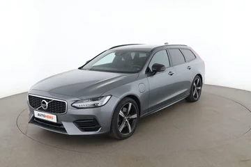 Volvo V90 64923ce3-f3bc-4f75-a7fc-3a89d058098f
