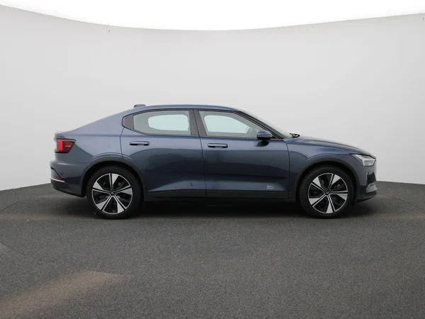 Polestar 2 (2023) — foto 38 van 41