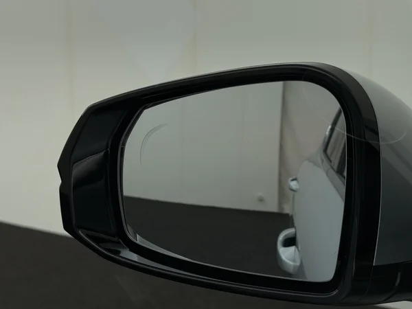 GEELY Starray EM-i (2026) — foto 19 van 29