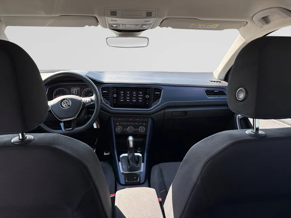 VOLKSWAGEN T-Roc (2020) — foto 8 van 21