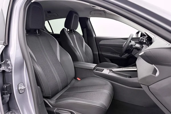 Peugeot 308 (2025) — foto 8 van 28
