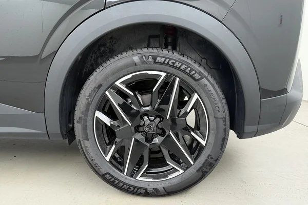 Peugeot 3008 (2025) — foto 15 van 18